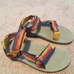 Teva Kid’s Hurricane XLT 2 Vista Sunset Size 4 Sandals